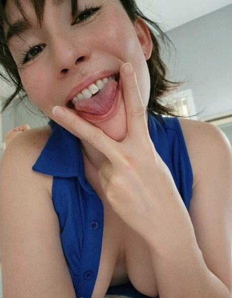 GoddessZoey photo 40