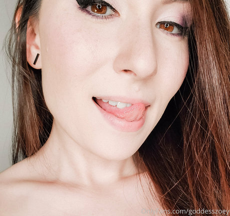 GoddessZoey photo 50