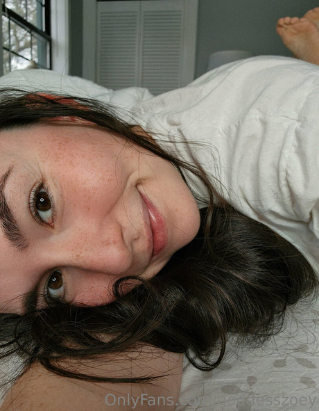 GoddessZoey photo 66