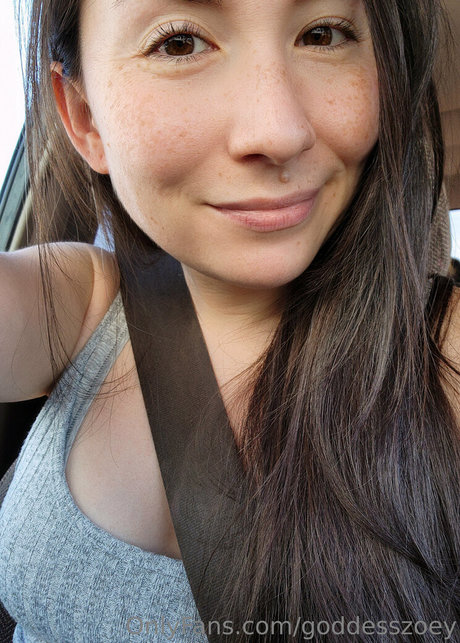 GoddessZoey photo 429