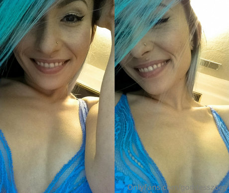 GoddessZoey photo 517