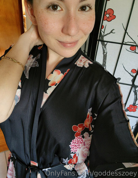 GoddessZoey photo 620