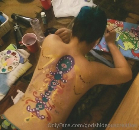 Godshideouscreation photo 12