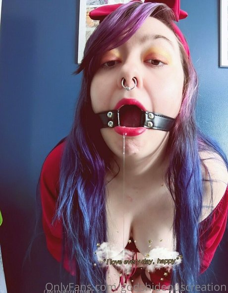 Godshideouscreation photo 31