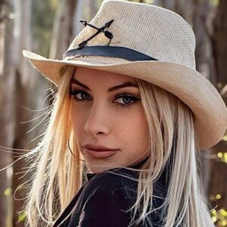 Goldyblondy photo 16