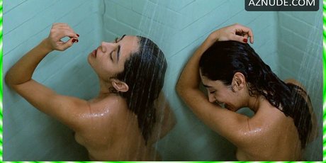 Golshifteh Farahani photo 11