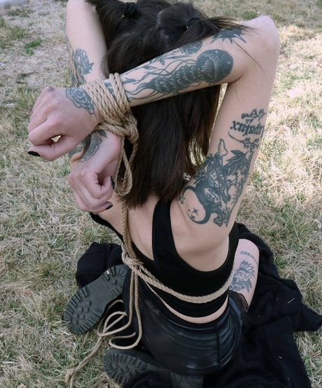 Goth-kitteen photo 83