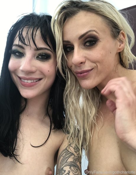 Gothcharlotte photo 70