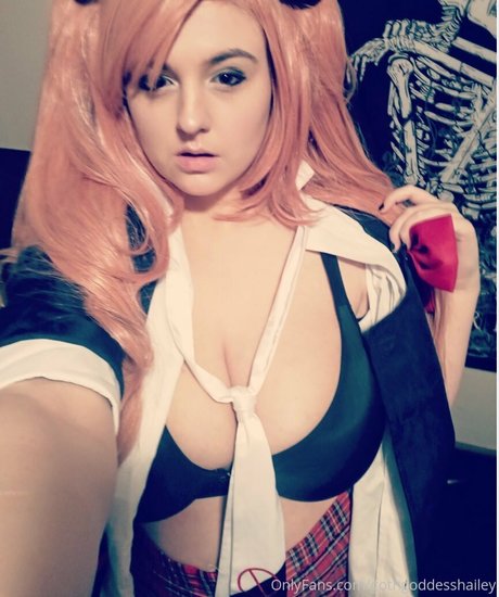 Gothgoddesshailey photo 17