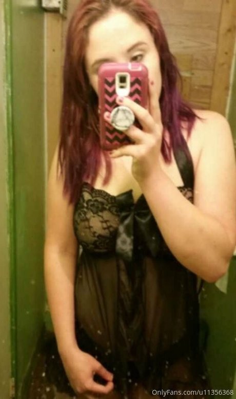 Gothickitti photo 120
