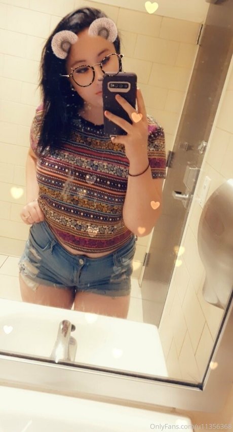 Gothickitti photo 129
