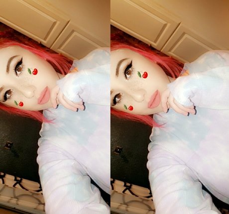 Gothickitti photo 173