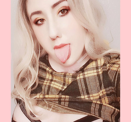 Gothickitti photo 180