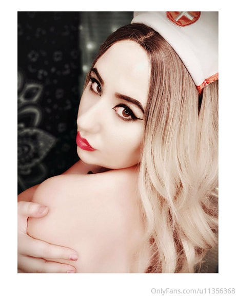 Gothickitti photo 228
