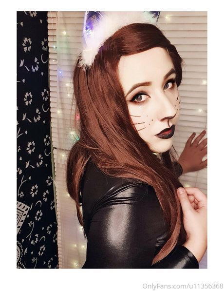 Gothickitti photo 230