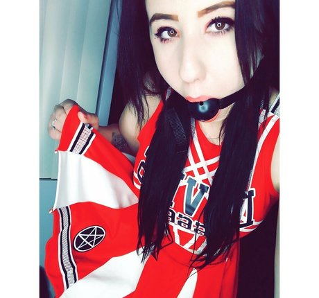 Gothickitti photo 261