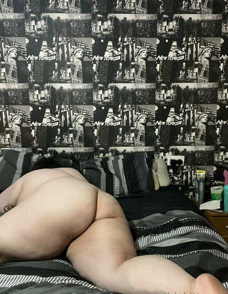 Gothickittyxox photo 5