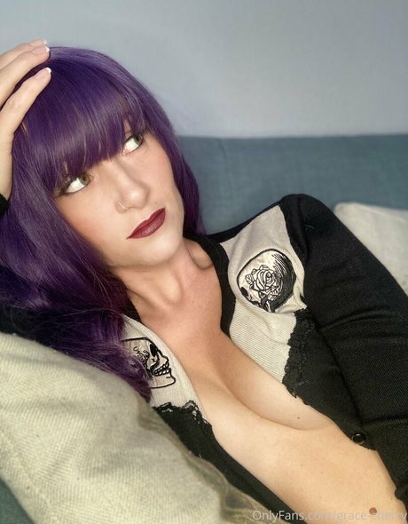 Grace_cherry_official photo 30