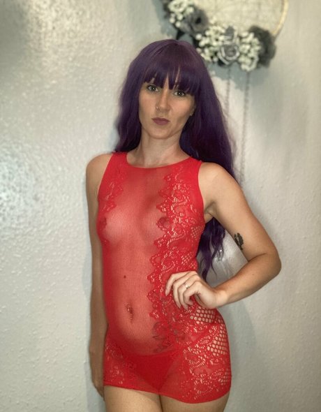 Grace_cherry_official photo 33