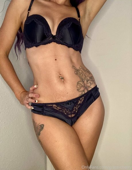 Grace_cherry_official photo 40