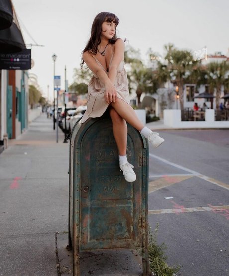 Grace Coffey photo 46