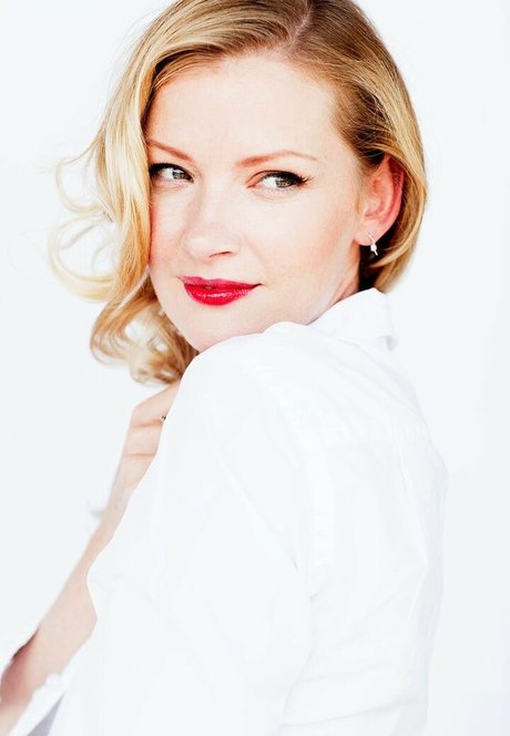 Gretchen Mol photo 63