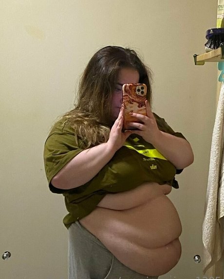 Growing_piggy1305 photo 8