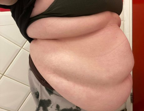 Growing_piggy1305 photo 17