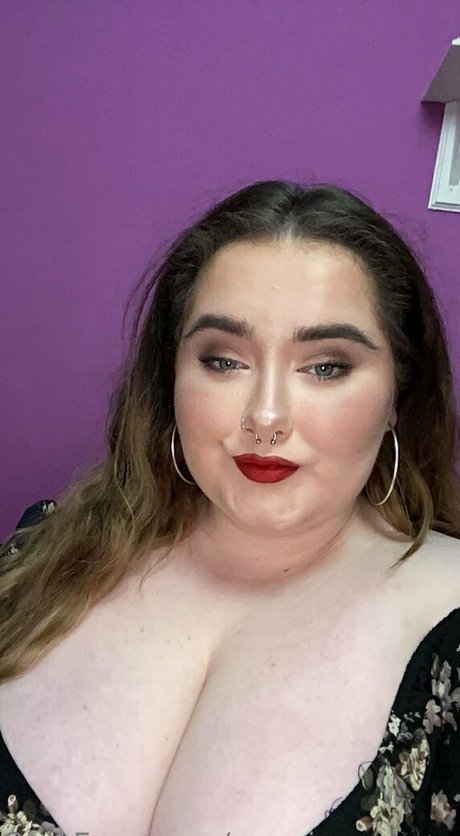 Growing_piggy1305 photo 27