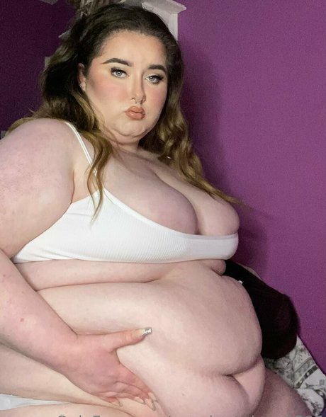 Growing_piggy1305 photo 43