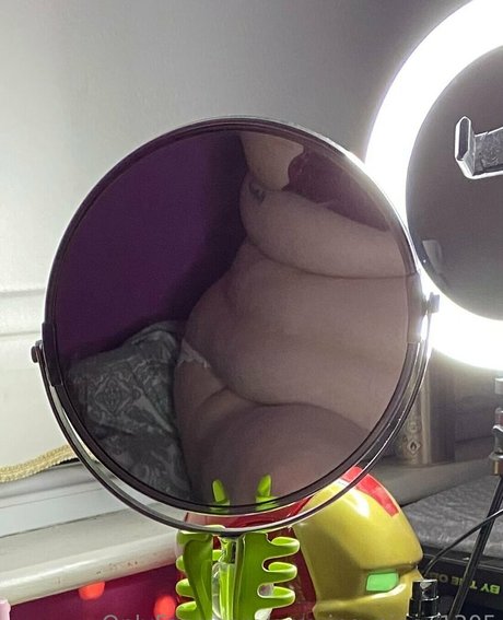 Growing_piggy1305 photo 80