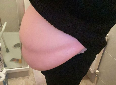 Growing_piggy1305 photo 86