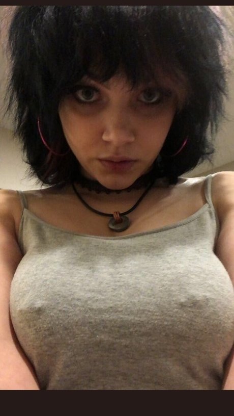 Guttergirlgab photo 9