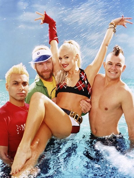 Gwen Stefani photo 10
