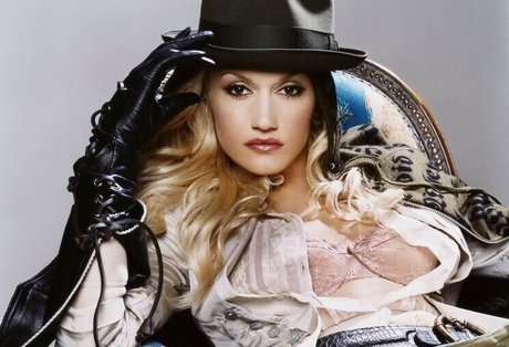 Gwen Stefani photo 14