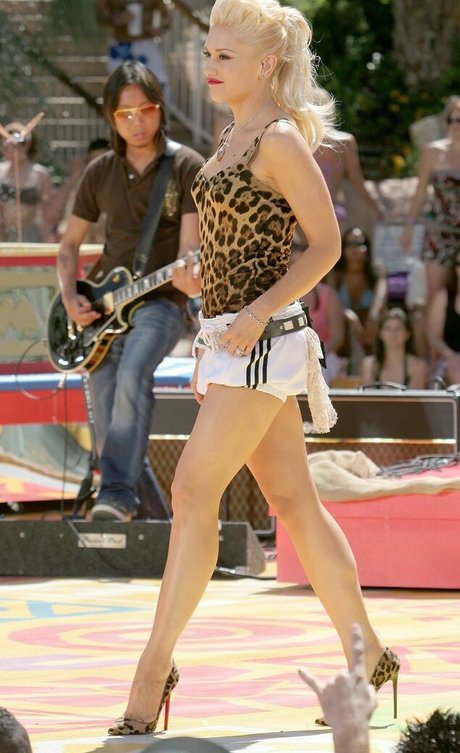 Gwen Stefani photo 104