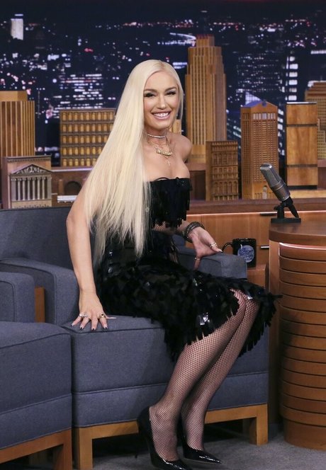 Gwen Stefani photo 151