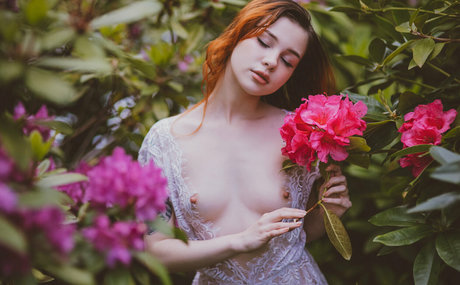Gwenhoney photo 53