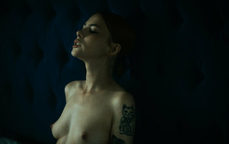 Gwenhoney photo 169