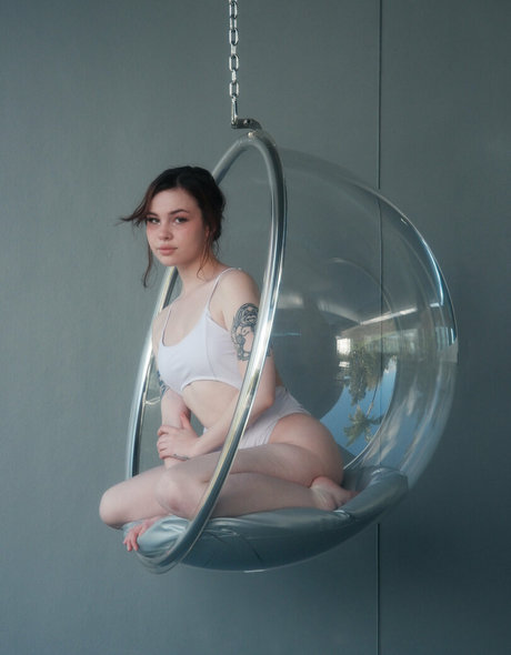 Gwenhoney photo 214