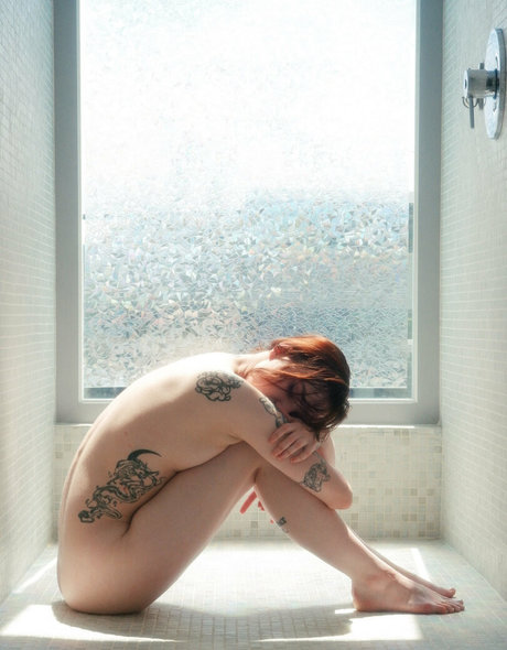 Gwenhoney photo 218