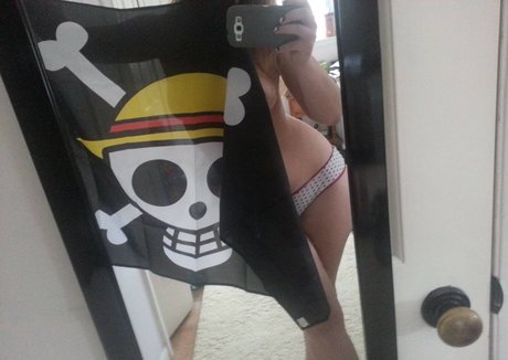 Hahawhyamidoingthis photo 6