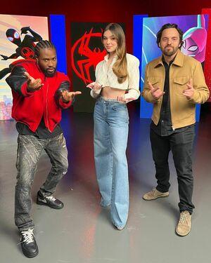 Hailee Steinfeld photo 9