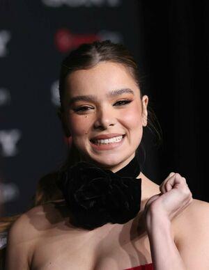 Hailee Steinfeld photo 58