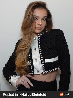 Hailee Steinfeld photo 164
