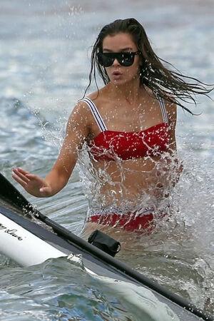 Hailee Steinfeld photo 255