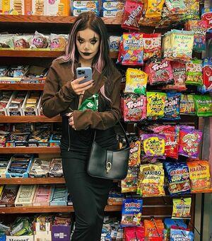 Hailee Steinfeld photo 304