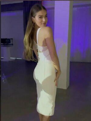 Hailee Steinfeld photo 407