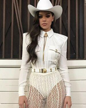 Hailee Steinfeld photo 482