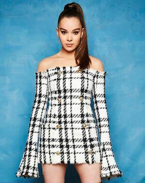 Hailee Steinfeld photo 560